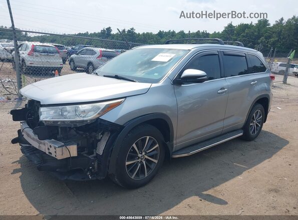 5TDJZRFH9HS478762 2017 TOYOTA HIGHLANDER Silver Vista interior de 360 grados
