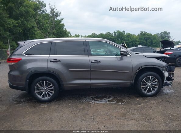 5TDJZRFH9JS527447 2018 TOYOTA HIGHLANDER Gray Սալոնի 360 աստիճան տեսք