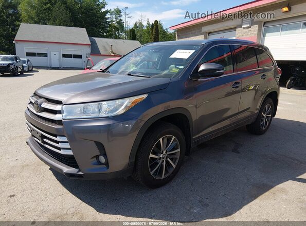 5TDJZRFH9JS527982 2018 TOYOTA HIGHLANDER Gray წინა მარცხენა ხედი სამი მეოთხედიდან