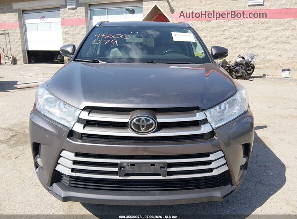 5TDJZRFH9JS527982 2018 TOYOTA HIGHLANDER Gray ხელსაწყოთა პანელის ხედი