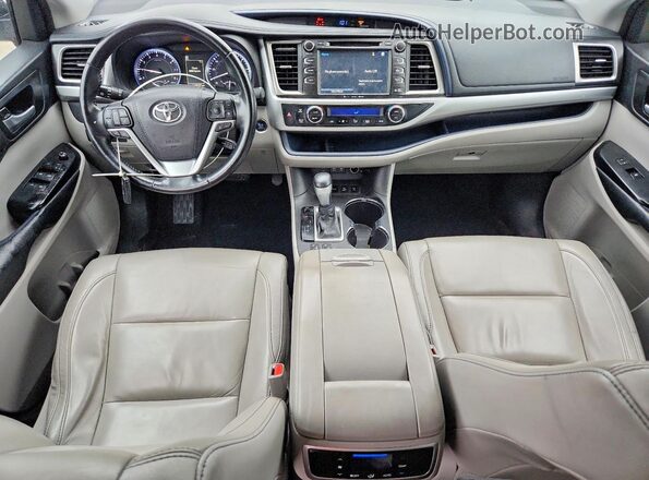 5TDJZRFH9JS532891 2018 TOYOTA HIGHLANDER White Dashboard view