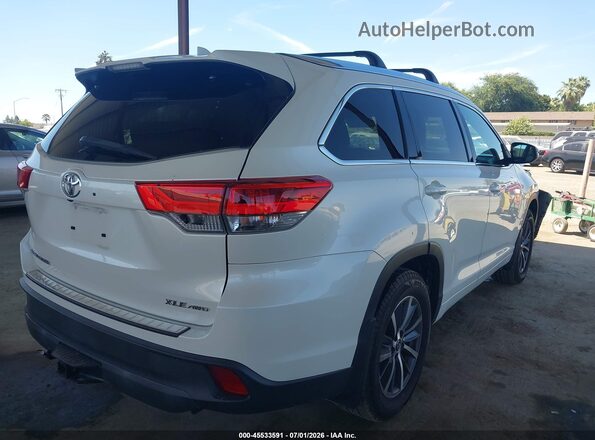 5TDJZRFH9JS548640 2018 TOYOTA HIGHLANDER White Задня права чверть