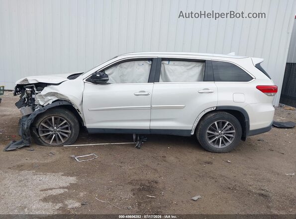 5TDJZRFH9KS580294 2019 TOYOTA HIGHLANDER White Vista interior de 360 grados