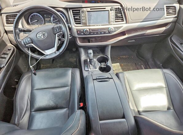 5TDJZRFH9KS588346 2019 TOYOTA HIGHLANDER Silver Dashboard view