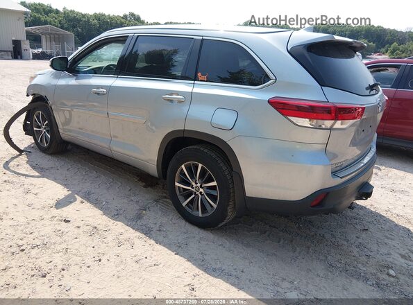 5TDJZRFHXJS556987 2018 TOYOTA HIGHLANDER Silver Trasero izquierdo