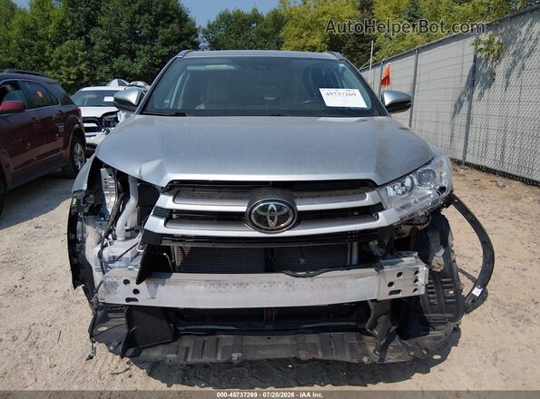 5TDJZRFHXJS556987 2018 TOYOTA HIGHLANDER Silver Vista frontal