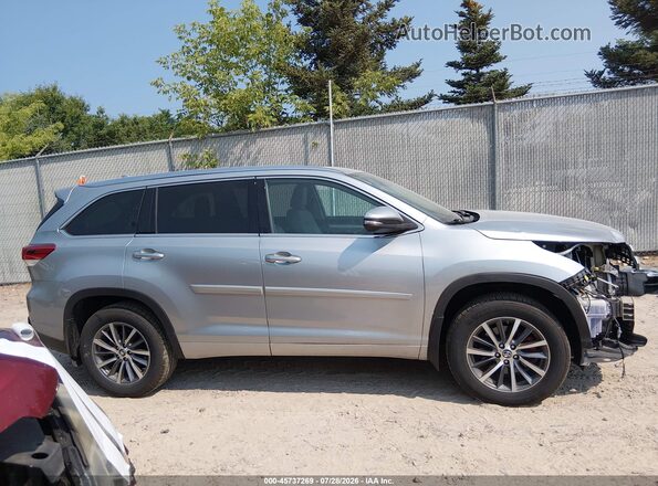 5TDJZRFHXJS556987 2018 TOYOTA HIGHLANDER Silver Vista interior de 360 grados
