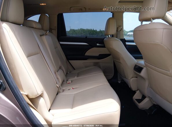 5TDJZRFHXJS801352 2018 TOYOTA HIGHLANDER Brown Вид наклейки з VIN-кодом