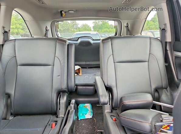 5TDJZRFHXJS802565 2018 TOYOTA HIGHLANDER Blue Vista de los asientos traseros