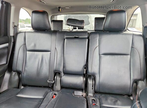 5TDJZRFHXJS839776 2018 TOYOTA HIGHLANDER Black Vista de los asientos traseros
