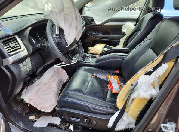 5TDJZRFHXJS854925 2018 TOYOTA HIGHLANDER Gray Widok wnętrza z przodu