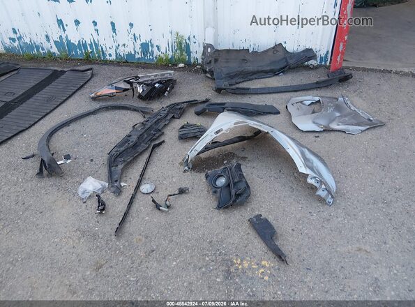 5TDJZRFHXKS947784 2019 TOYOTA HIGHLANDER Silver Սարքավորումների վահանակի տեսք