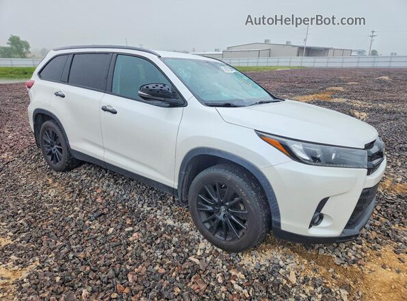 5TDJZRFHXKS966836 2019 TOYOTA HIGHLANDER White Front right
