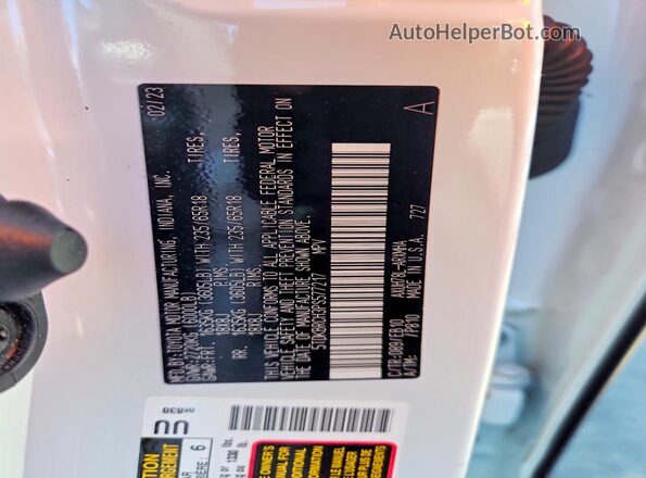 5TDKBRCH3PS577217 2023 TOYOTA HIGHLANDER White Vista del compartimento del motor