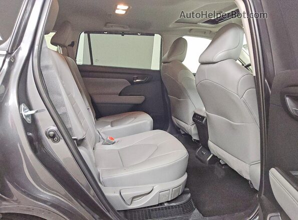 5TDKBRCH5SS672189 2025 TOYOTA HIGHLANDER Gray უკანა სალონის ხედი