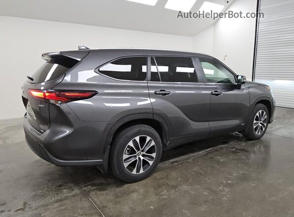 5TDKBRCH5SS672189 2025 TOYOTA HIGHLANDER Gray 