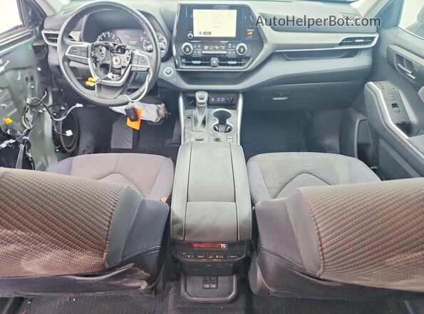 5TDKDRAH0PS022058 2023 TOYOTA HIGHLANDER Silver წინა პანელის ხედი