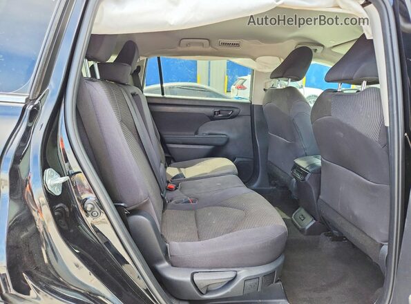 5TDKDRAH0PS512760 2023 TOYOTA HIGHLANDER Black Widok wnętrza z tyłu