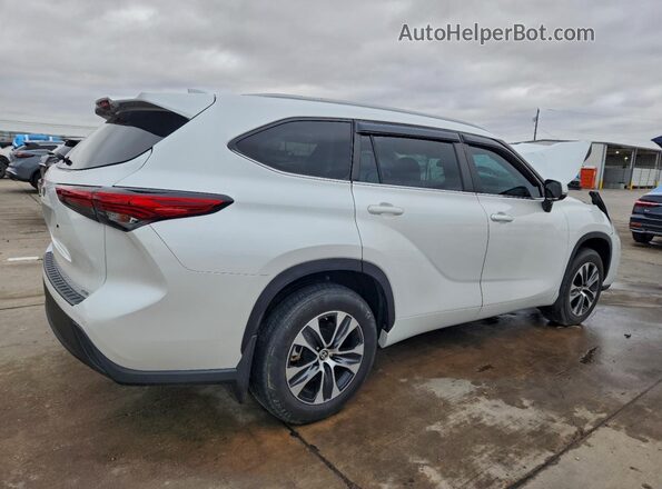 5TDKDRAH1PS034221 2023 TOYOTA HIGHLANDER Белый Задняя правая четверть