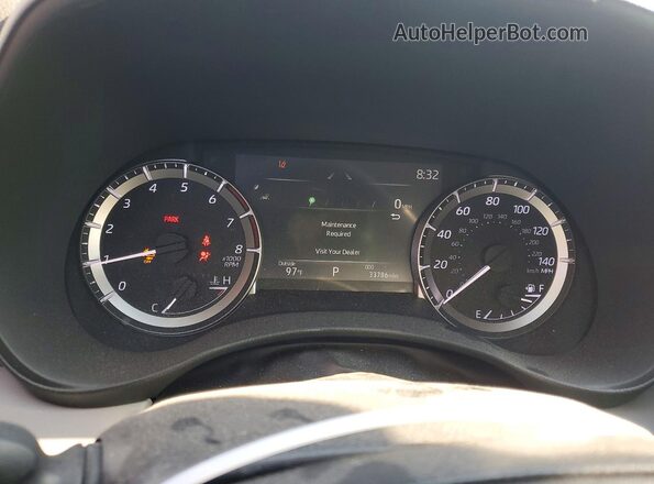 5TDKDRAH3PS508976 2023 TOYOTA HIGHLANDER Silver Սարքավորումների վահանակի տեսք