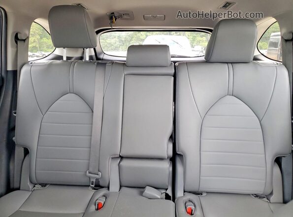 5TDKDRAH4PS045049 2023 TOYOTA HIGHLANDER Gray Widok tylnych siedzeń