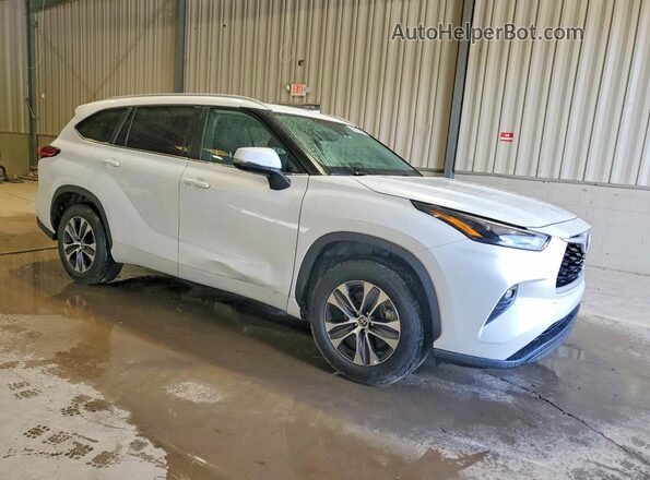 5TDKDRAH6PS035705 2023 TOYOTA HIGHLANDER White Առջևի աջ