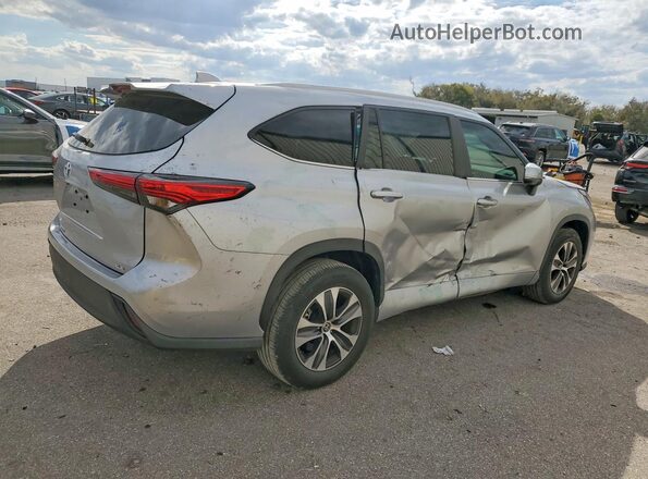 5TDKDRAH8PS003130 2023 TOYOTA HIGHLANDER Silver Rear right