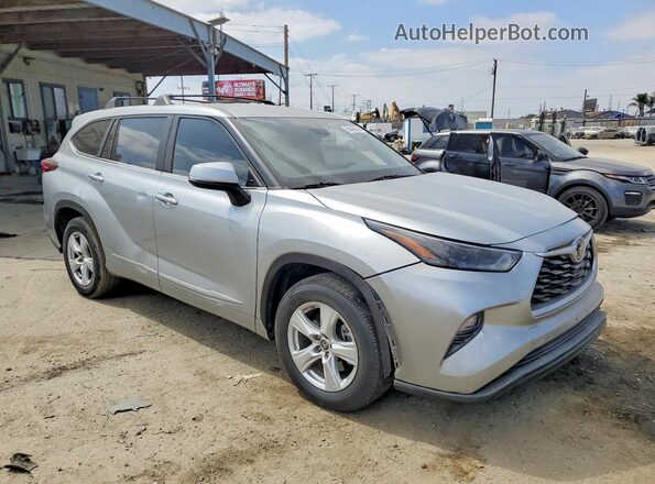 5TDKDRAHXPS001671 2023 TOYOTA HIGHLANDER Серебряный Передняя правая четверть