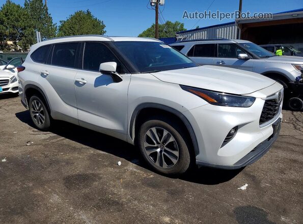 5TDKDRAHXPS035478 2023 TOYOTA HIGHLANDER Белый Передняя правая четверть