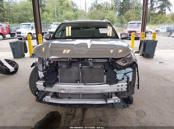 5TDKDRBH0PS014637 2023 TOYOTA HIGHLANDER Silver Rear interior view