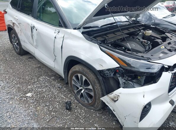 5TDKDRBH0PS040929 2023 TOYOTA HIGHLANDER White Vista frontal