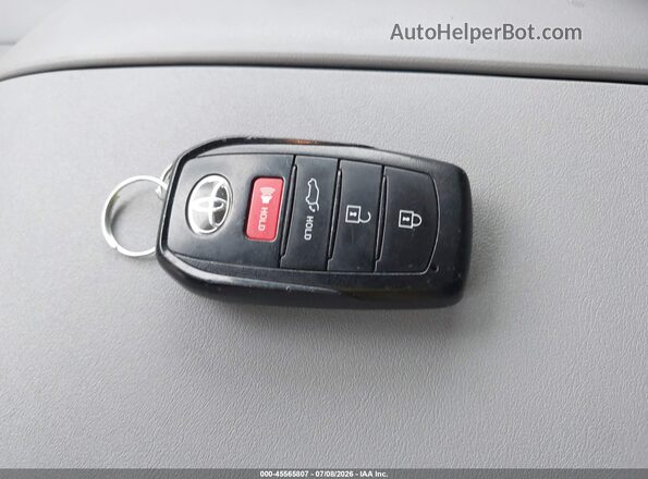 5TDKDRBH0RS532847 2024 TOYOTA HIGHLANDER Silver Vista del salpicadero