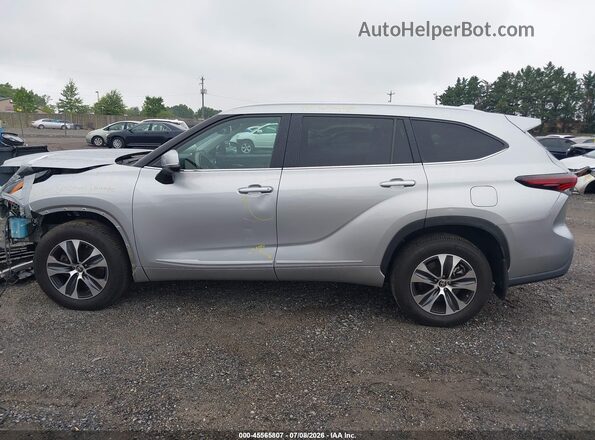 5TDKDRBH0RS532847 2024 TOYOTA HIGHLANDER Silver 