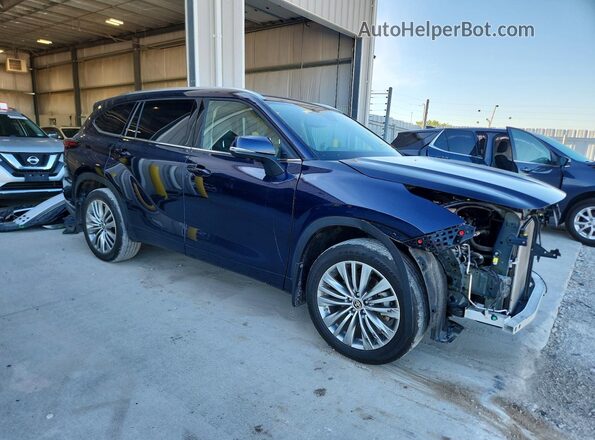 5TDKDRBH0RS565475 2024 TOYOTA HIGHLANDER Blue Delantero derecho