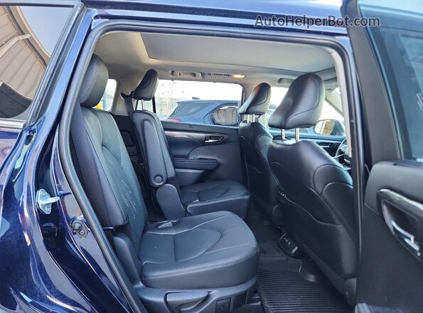 5TDKDRBH0RS565475 2024 TOYOTA HIGHLANDER Blue Vista interior trasera