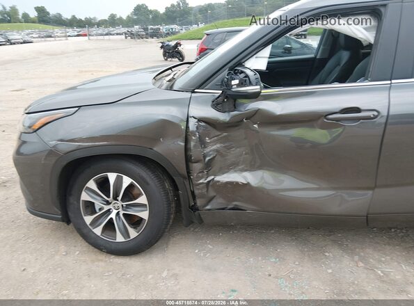 5TDKDRBH0SS588387 2025 TOYOTA HIGHLANDER Gray Widok z przodu