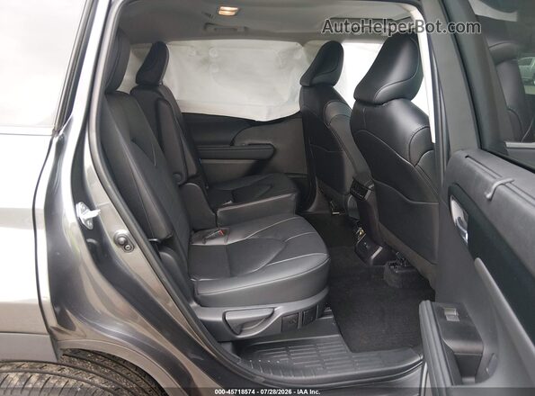 5TDKDRBH0SS588387 2025 TOYOTA HIGHLANDER Gray Widok naklejki z numerem VIN