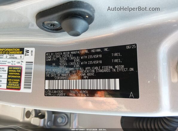 5TDKDRBH0SS588423 2025 TOYOTA HIGHLANDER Silver Vista del compartimento del motor