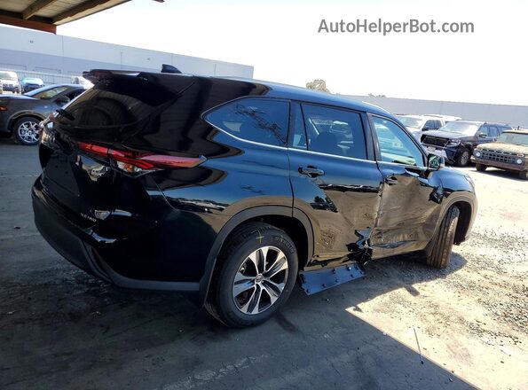 5TDKDRBH0TS609000 2026 TOYOTA HIGHLANDER Black Trasero derecho