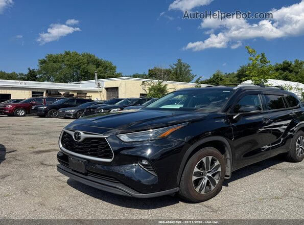 5TDKDRBH1PS011052 2023 TOYOTA HIGHLANDER Black წინა მარცხენა ხედი სამი მეოთხედიდან