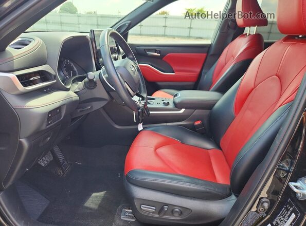 5TDKDRBH2PS014705 2023 TOYOTA HIGHLANDER Black Front interior view