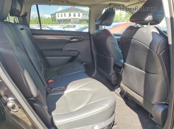 5TDKDRBH2PS517974 2023 TOYOTA HIGHLANDER Black უკანა სალონის ხედი