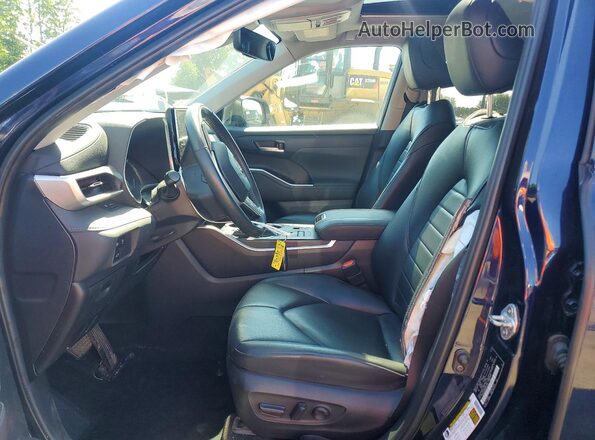 5TDKDRBH2RS534292 2024 TOYOTA HIGHLANDER Blue Widok wnętrza z przodu