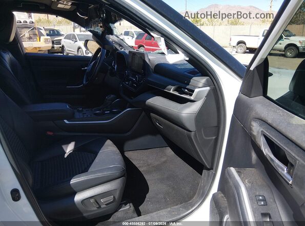 5TDKDRBH4PS000935 2023 TOYOTA HIGHLANDER White Սալոնի դիմացի տեսք