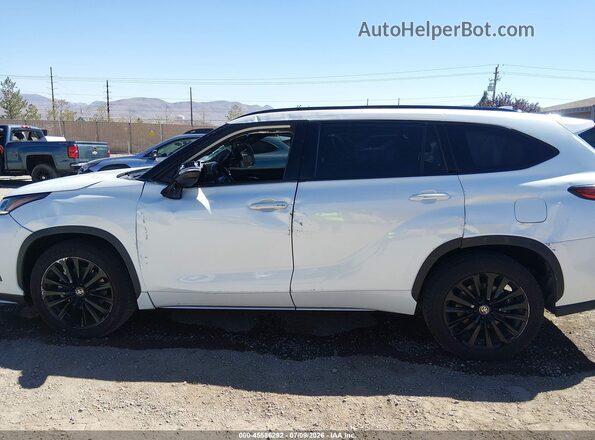 5TDKDRBH4PS000935 2023 TOYOTA HIGHLANDER White Սալոնի 360 աստիճան տեսք