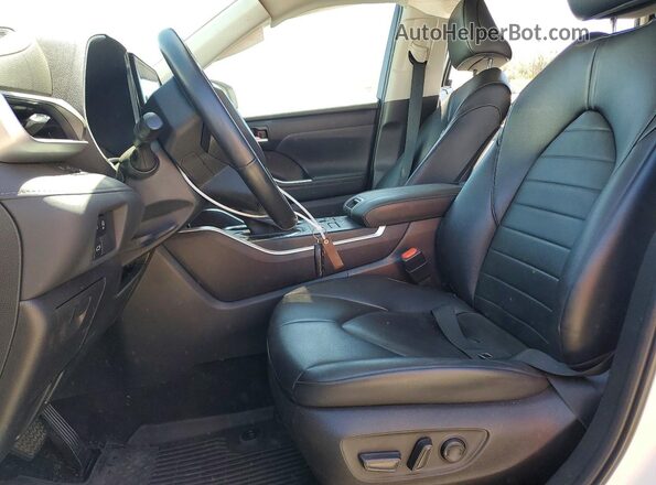 5TDKDRBH5PS000832 2023 TOYOTA HIGHLANDER White Vista interior delantera