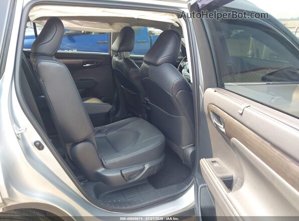 5TDKDRBH5PS035371 2023 TOYOTA HIGHLANDER Silver Widok naklejki z numerem VIN