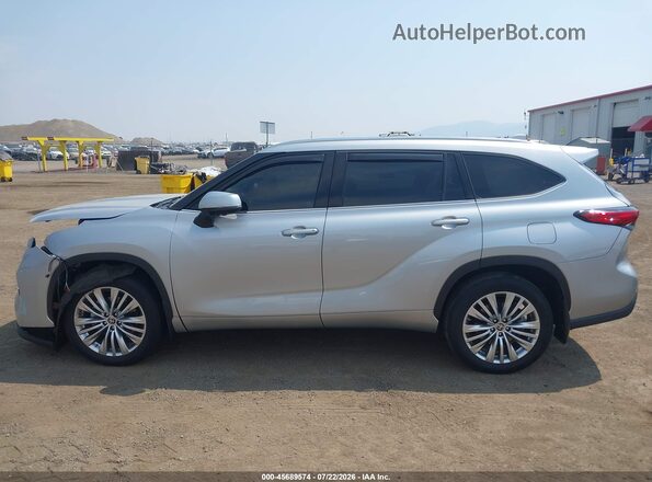 5TDKDRBH5PS035371 2023 TOYOTA HIGHLANDER Silver 