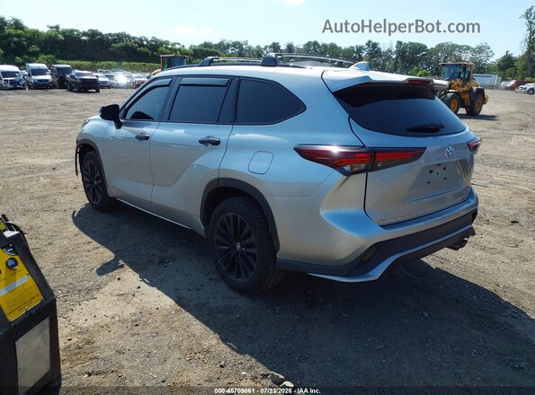 5TDKDRBH5RS546632 2024 TOYOTA HIGHLANDER Серебряный Задняя левая четверть