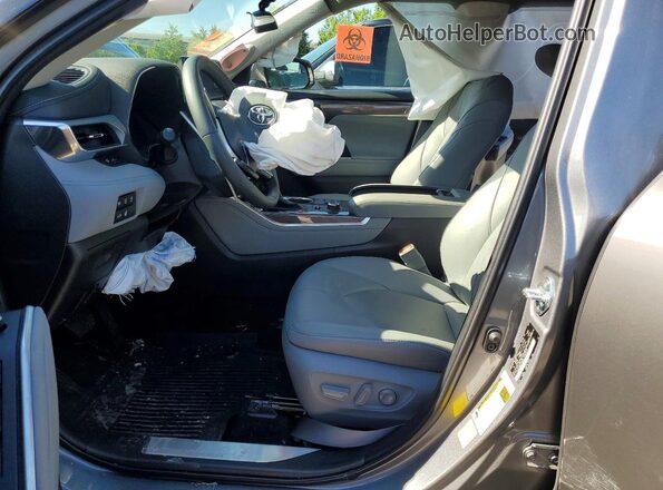 5TDKDRBH5SS580964 2025 TOYOTA HIGHLANDER Silver Вид салону спереду